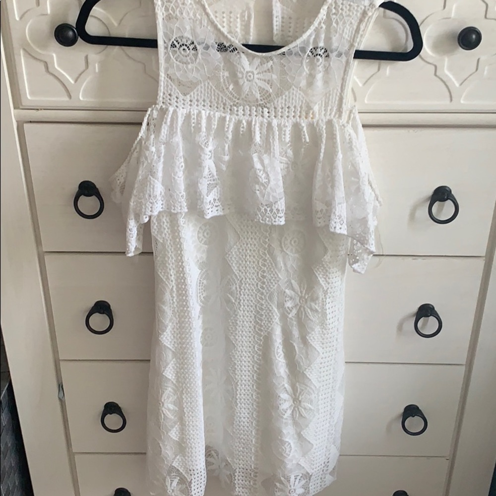 White lace dress (never worn)